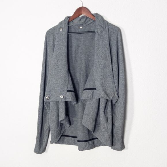 Lululemon Women’s Cardigan Rulu Rally Wrap Athleisure Quiet Luxury Gray Drape M - Picture 1 of 8